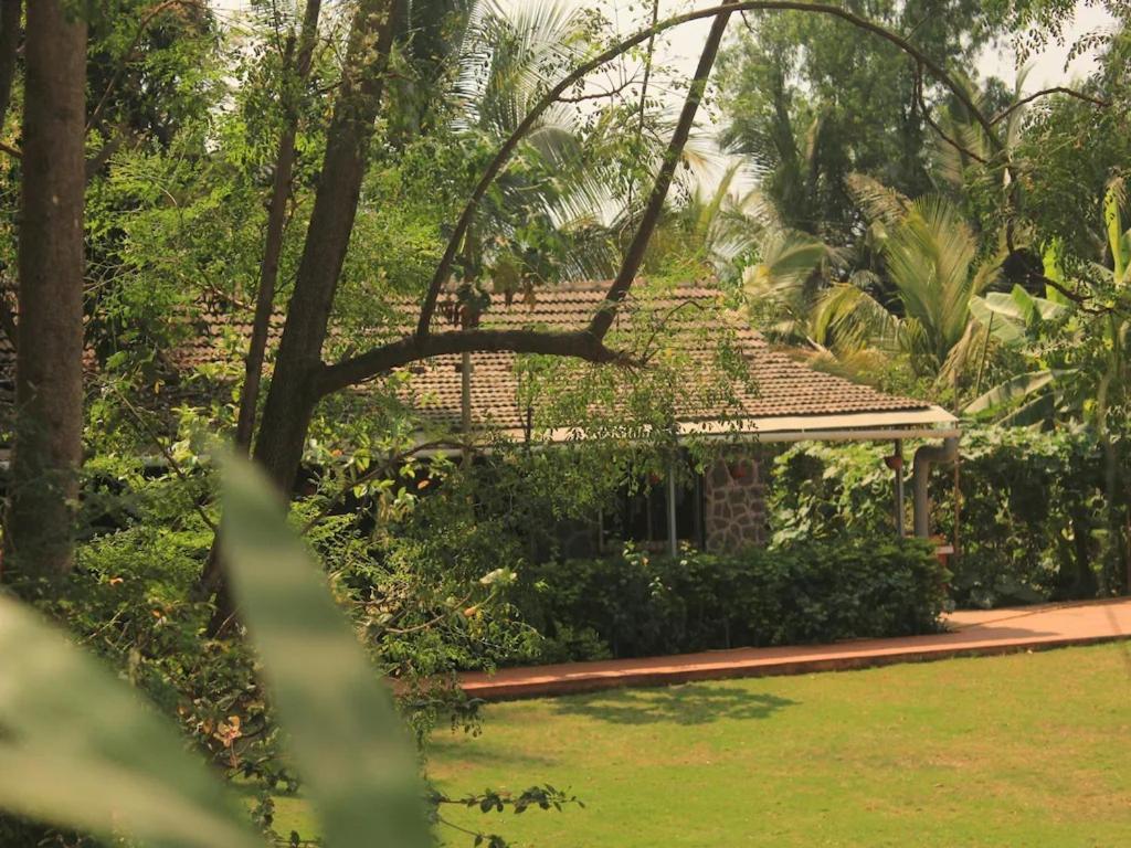 Red House 3Bhk Villa Karjat Buitenkant foto